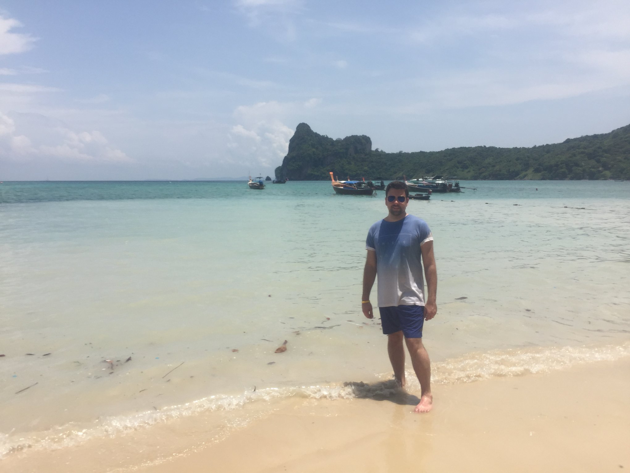 Travelling makes memories and also travelling helps overcome depression. John founder of seek a therapy in thailand